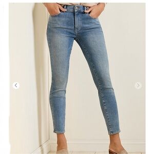 DL1961 Florence Instasculpt raw edge cropped jeans size 26